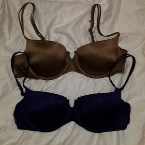 2 Victoria's Secret Very Sexy Balconet Bras 34B